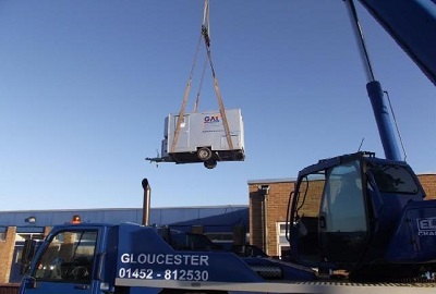 Positioning decontamination unit